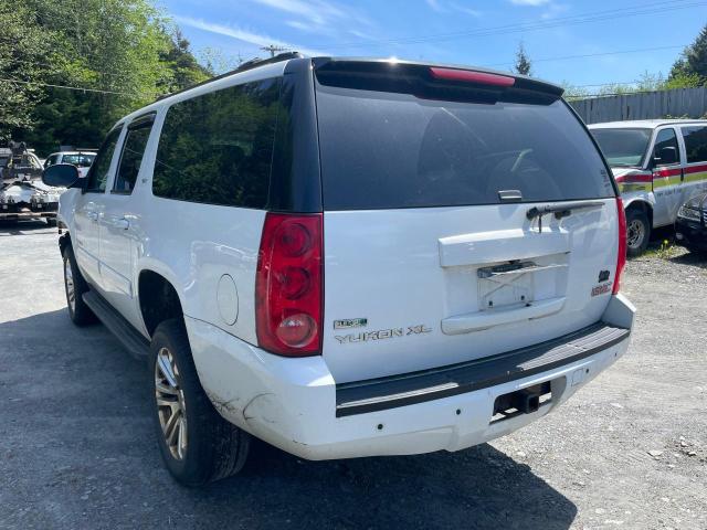 1GKUKKE34AR288407 - 2010 GMC YUKON XL K1500 SLT WHITE photo 3