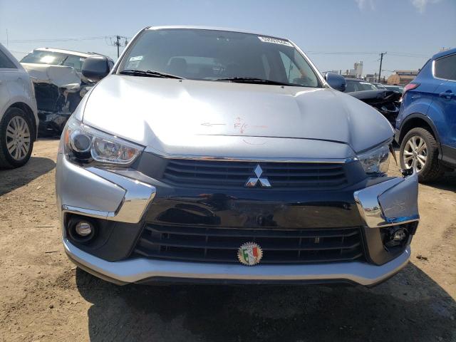 JA4AR3AU7HZ026951 - 2017 MITSUBISHI OUTLANDER ES SILVER photo 5