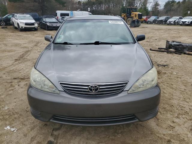 4T1BE32K25U503440 - 2005 TOYOTA CAMRY LE GRAY photo 5
