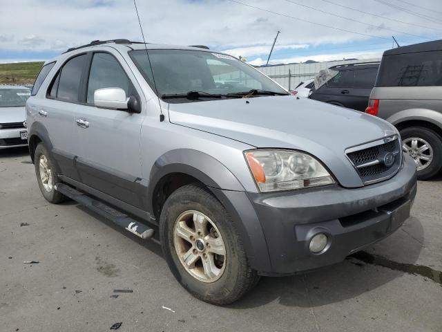 KNDJC733355425121 - 2005 KIA SORENTO EX SILVER photo 4