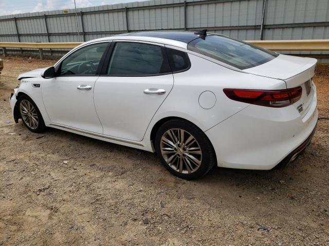 5XXGV4L25JG203681 - 2018 KIA OPTIMA SXL WHITE photo 2