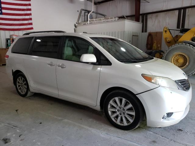 5TDDK3DC5BS018012 - 2011 TOYOTA SIENNA XLE WHITE photo 4