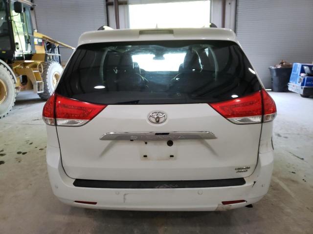 5TDDK3DC5BS018012 - 2011 TOYOTA SIENNA XLE WHITE photo 6
