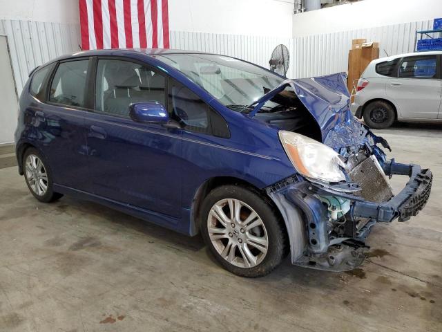 JHMGE8H44AC000717 - 2010 HONDA FIT SPORT BLUE photo 4