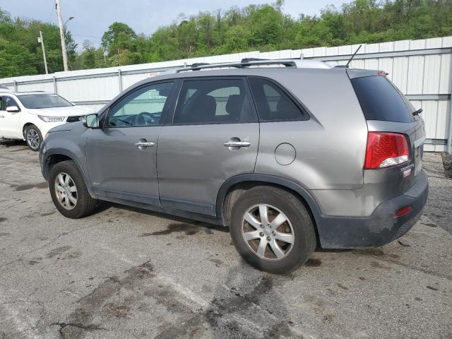 5XYKTCA66CG301780 - 2012 KIA SORENTO BASE SILVER photo 2