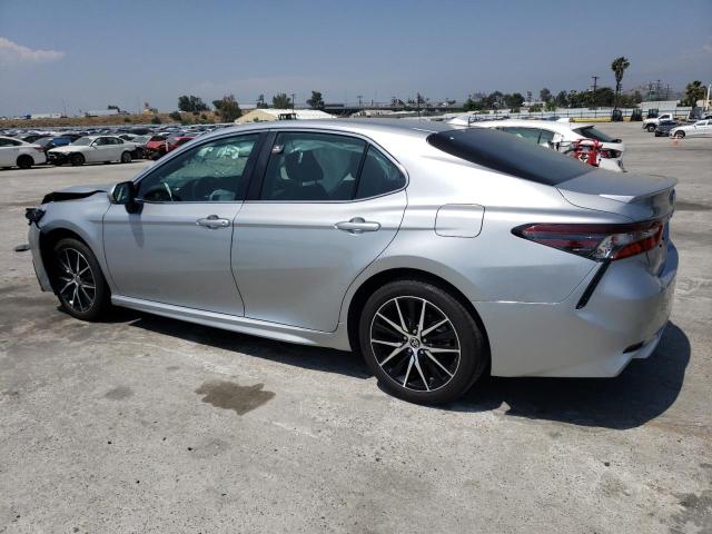 4T1G11AK4PU746998 - 2023 TOYOTA CAMRY SE NIGHT SHADE SILVER photo 2