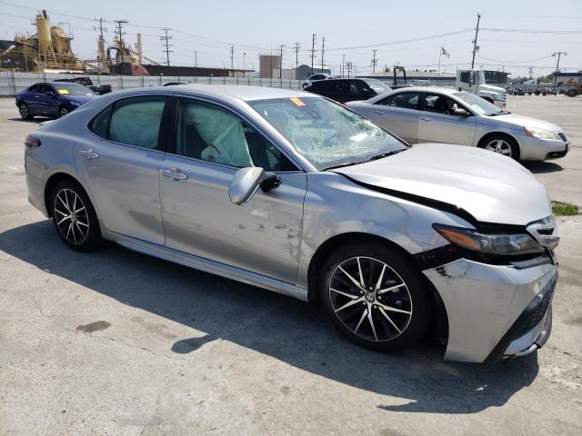 4T1G11AK4PU746998 - 2023 TOYOTA CAMRY SE NIGHT SHADE SILVER photo 4