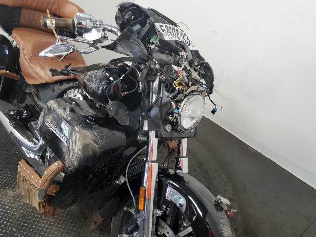 56KTRAAA6H3346185 - 2017 INDIAN MOTORCYCLE CO. ROADMASTER BLACK photo 9
