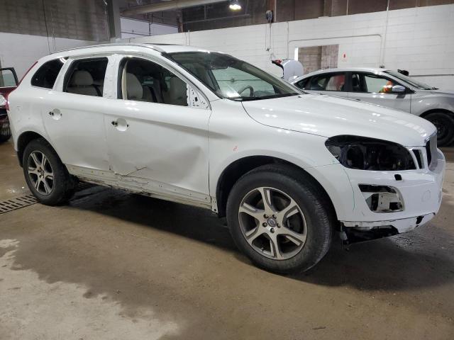 YV4902DZ3C2343578 - 2012 VOLVO XC60 T6 WHITE photo 4