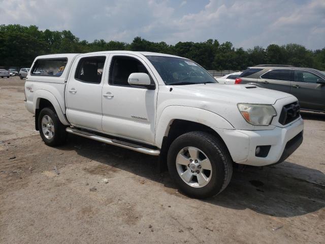 5TFJU4GN0DX048547 - 2013 TOYOTA TACOMA DOUBLE CAB PRERUNNER WHITE photo 4