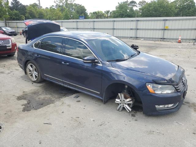 1VWCN7A33EC080820 - 2014 VOLKSWAGEN PASSAT SEL BLUE photo 4