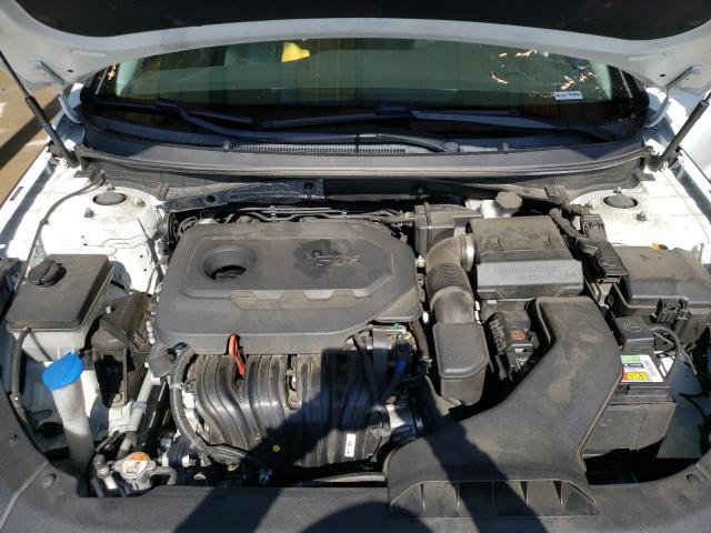 5NPE24AF4KH806892 - 2019 HYUNDAI SONATA SE WHITE photo 11