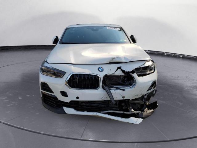 WBXYJ1C0XN5U24123 - 2022 BMW X2 XDRIVE28I WHITE photo 5