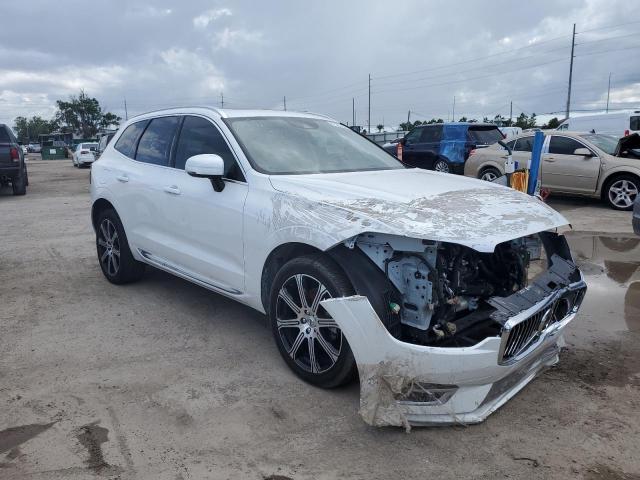 YV4102DL7M1850578 - 2021 VOLVO XC60 T5 INSCRIPTION WHITE photo 4