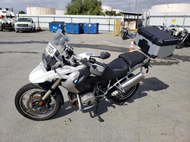 WB1046003AZX50543 - 2010 BMW R1200 GS WHITE photo 2