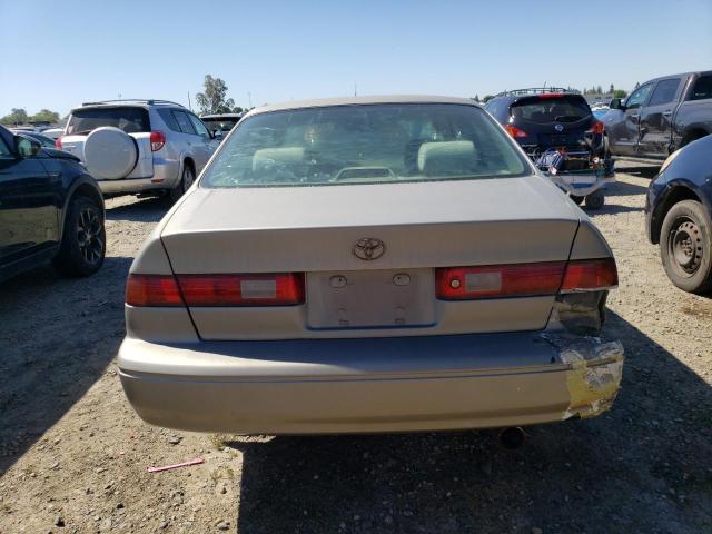 JT2BG22K9W0128236 - 1998 TOYOTA CAMRY CE GRAY photo 6