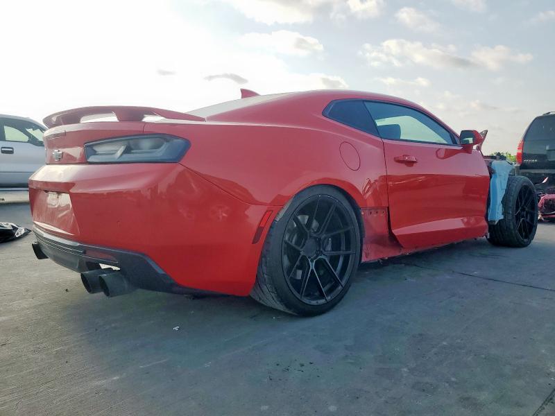 1G1FG1R70H0154126 - 2017 CHEVROLET CAMARO SS RED photo 3