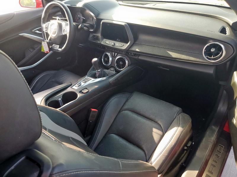 1G1FG1R70H0154126 - 2017 CHEVROLET CAMARO SS RED photo 8