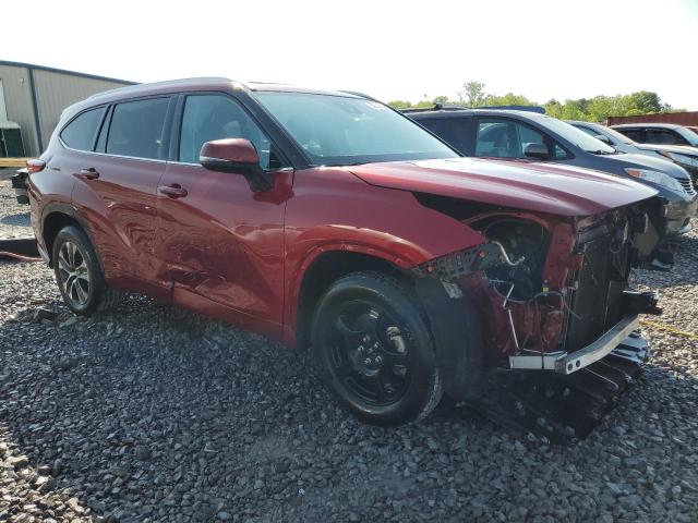 5TDGZRAH2LS026937 - 2020 TOYOTA HIGHLANDER XLE RED photo 4