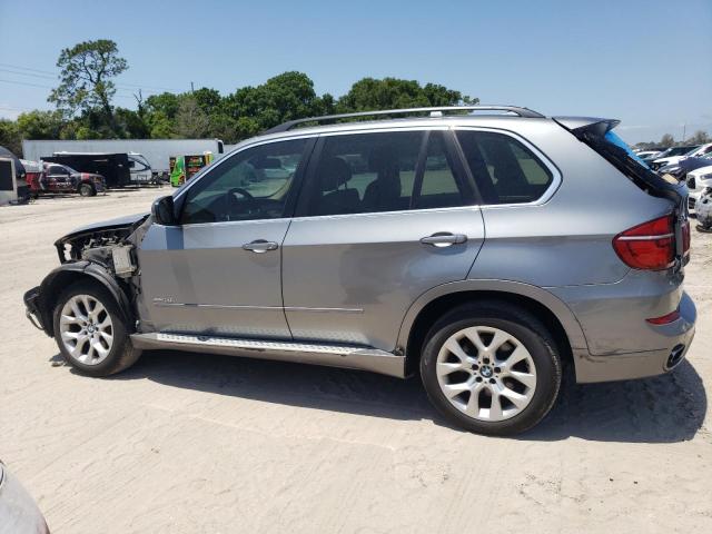 5UXZV8C58BL417395 - 2011 BMW X5 XDRIVE50I GRAY photo 2