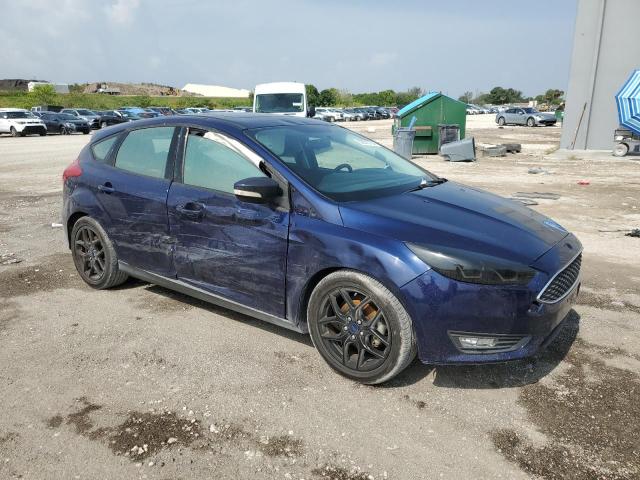 1FADP3K24GL299133 - 2016 FORD FOCUS SE BLUE photo 4