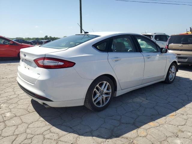 3FA6P0H71GR305689 - 2016 FORD FUSION SE WHITE photo 3