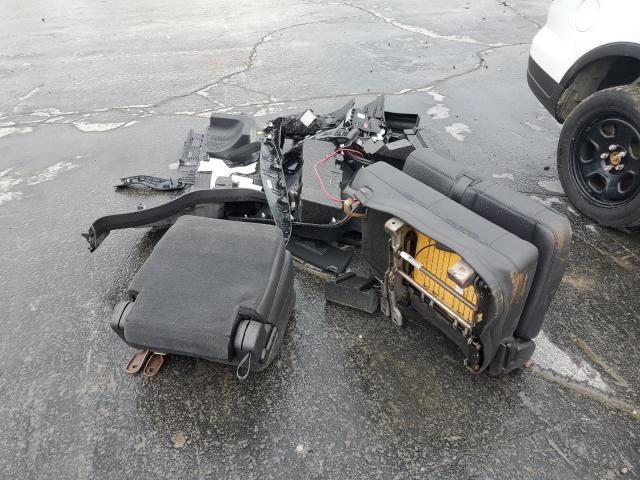 1FM5K8AR5JGA15710 - 2018 FORD EXPLORER POLICE INTERCEPTOR WHITE photo 13