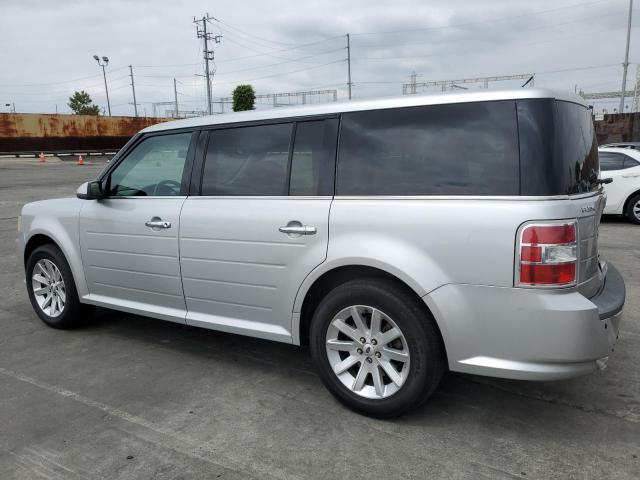 2FMDK52C69BA80136 - 2009 FORD FLEX SEL SILVER photo 2