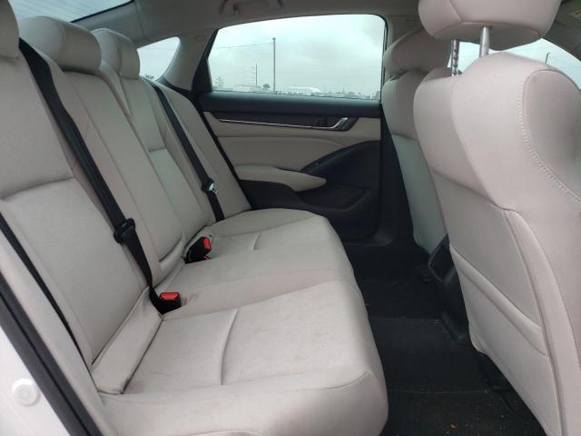 1HGCV1F1XJA135956 - 2018 HONDA ACCORD LX 白色 照片 10