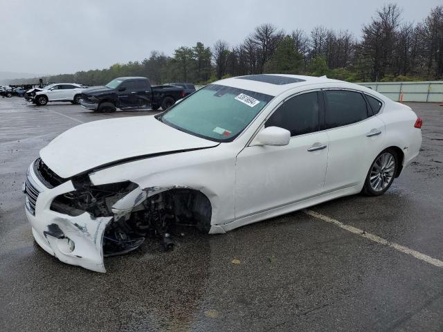 2011 INFINITI M37 X, 