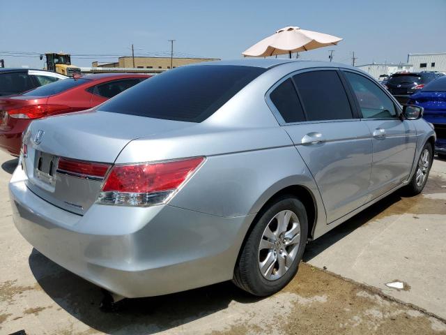 1HGCP2F66BA018100 - 2011 HONDA ACCORD SE SILVER photo 3