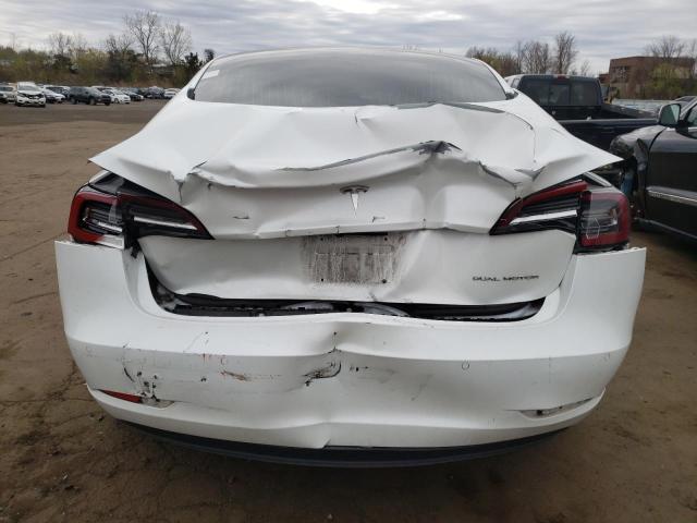 5YJ3E1EB0JF122309 - 2018 TESLA MODEL 3 WHITE photo 6