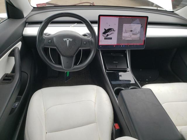 5YJ3E1EB0JF122309 - 2018 TESLA MODEL 3 WHITE photo 8