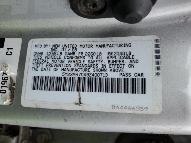 5Y2SM670X9Z400713 - 2009 PONTIAC VIBE SILVER photo 12