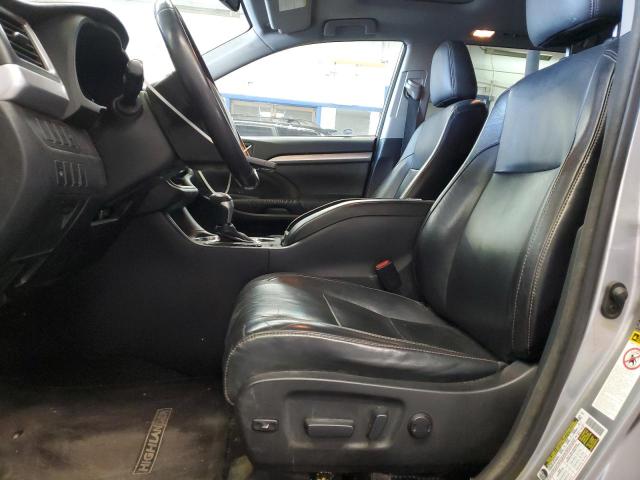 5TDJKRFHXFS114609 - 2015 TOYOTA HIGHLANDER XLE 银色 照片 7