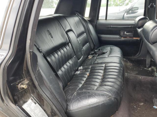 1LNLM81W4PY717219 - 1993 LINCOLN TOWN CAR EXECUTIVE BLACK photo 10