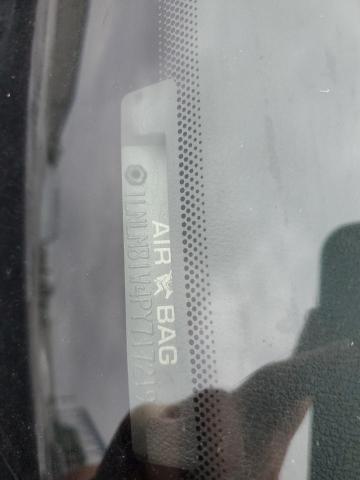 1LNLM81W4PY717219 - 1993 LINCOLN TOWN CAR EXECUTIVE BLACK photo 12