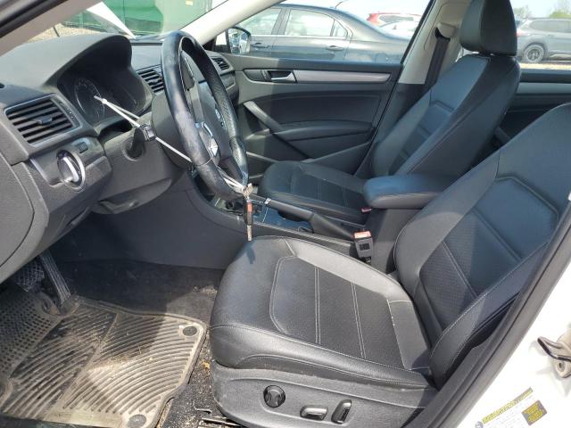 1VWAS7A33EC104484 - 2014 VOLKSWAGEN PASSAT S WHITE photo 7