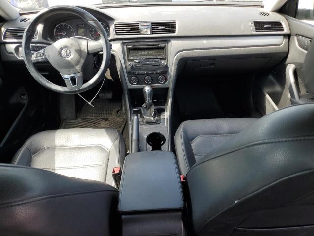 1VWAS7A33EC104484 - 2014 VOLKSWAGEN PASSAT S WHITE photo 8