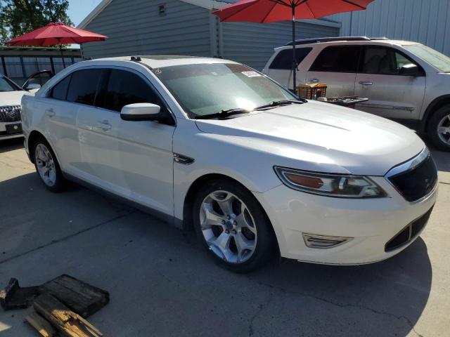 1FAHP2KTXAG123174 - 2010 FORD TAURUS SHO WHITE photo 4