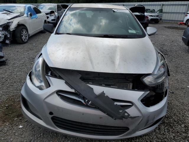 KMHCT4AE8CU215785 - 2012 HYUNDAI ACCENT GLS SILVER photo 5