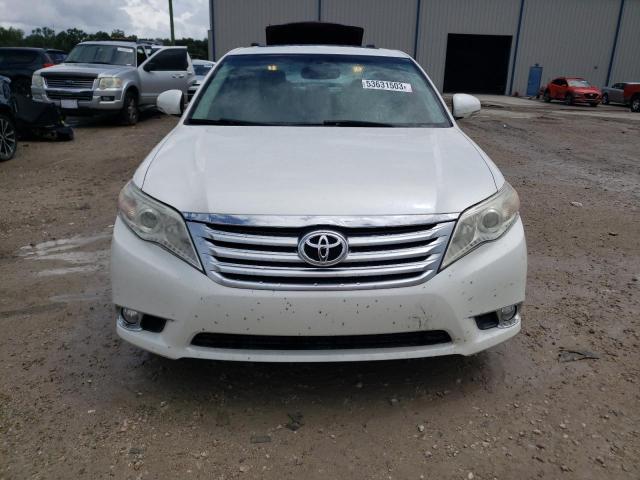 4T1BK3DB5BU434390 - 2011 TOYOTA AVALON BASE WHITE photo 5