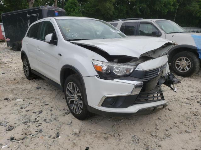 JA4AP3AU6HZ014151 - 2017 MITSUBISHI OUTLANDER ES WHITE photo 4