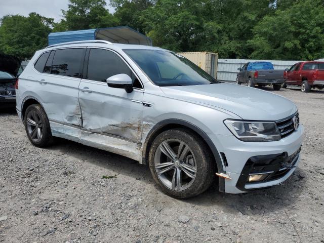 3VV3B7AX9KM049291 - 2019 VOLKSWAGEN TIGUAN SE SILVER photo 4