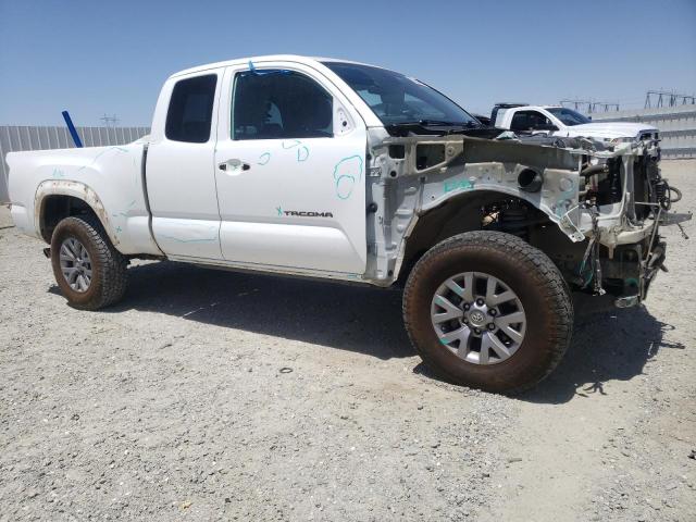 5TFRZ5CN9KX077560 - 2019 TOYOTA TACOMA ACCESS CAB WHITE photo 4