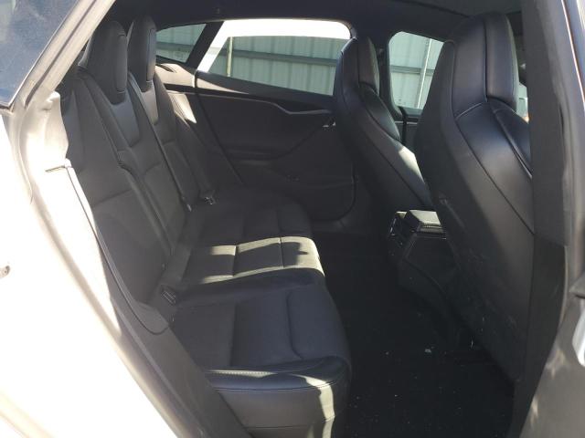 5YJSA1E24JF281812 - 2018 TESLA MODEL S თეთრი ფოტო 10