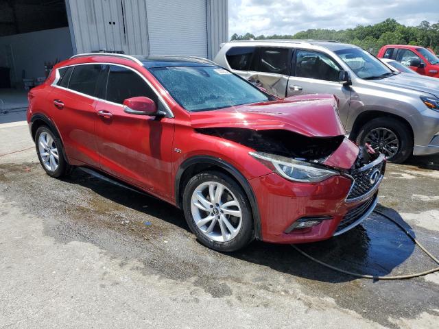 SJKCH5CP8HA024254 - 2017 INFINITI QX30 BASE RED photo 4