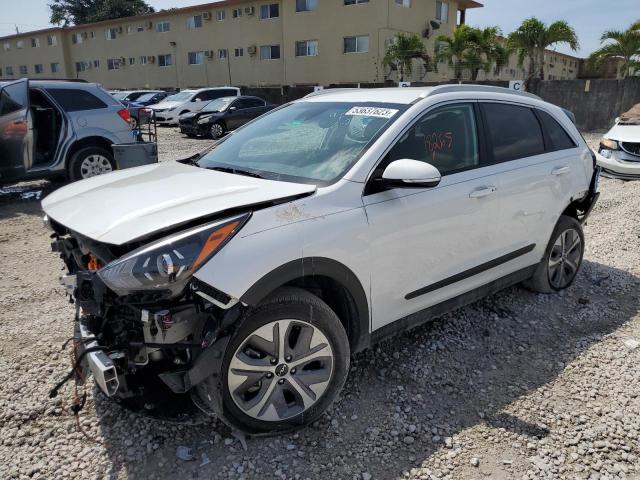 KNDCC3LGXN5134684 - 2022 KIA NIRO S WHITE photo 1