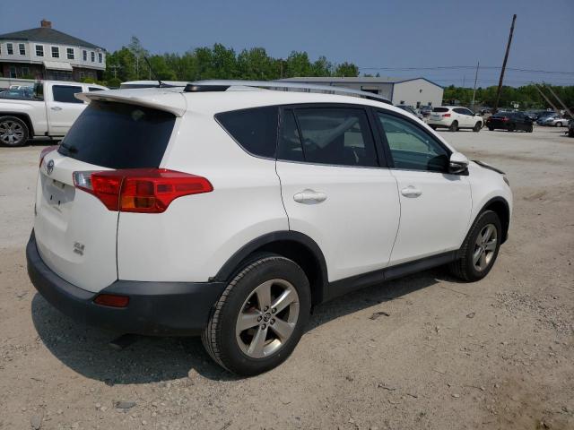 2T3RFREV2FW384012 - 2015 TOYOTA RAV4 XLE WHITE photo 3