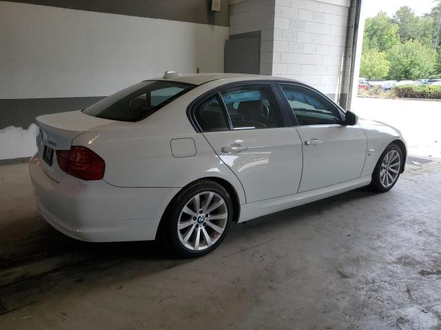 WBAPK5G5XBNN28526 - 2011 BMW 328 XI SULEV WHITE photo 3